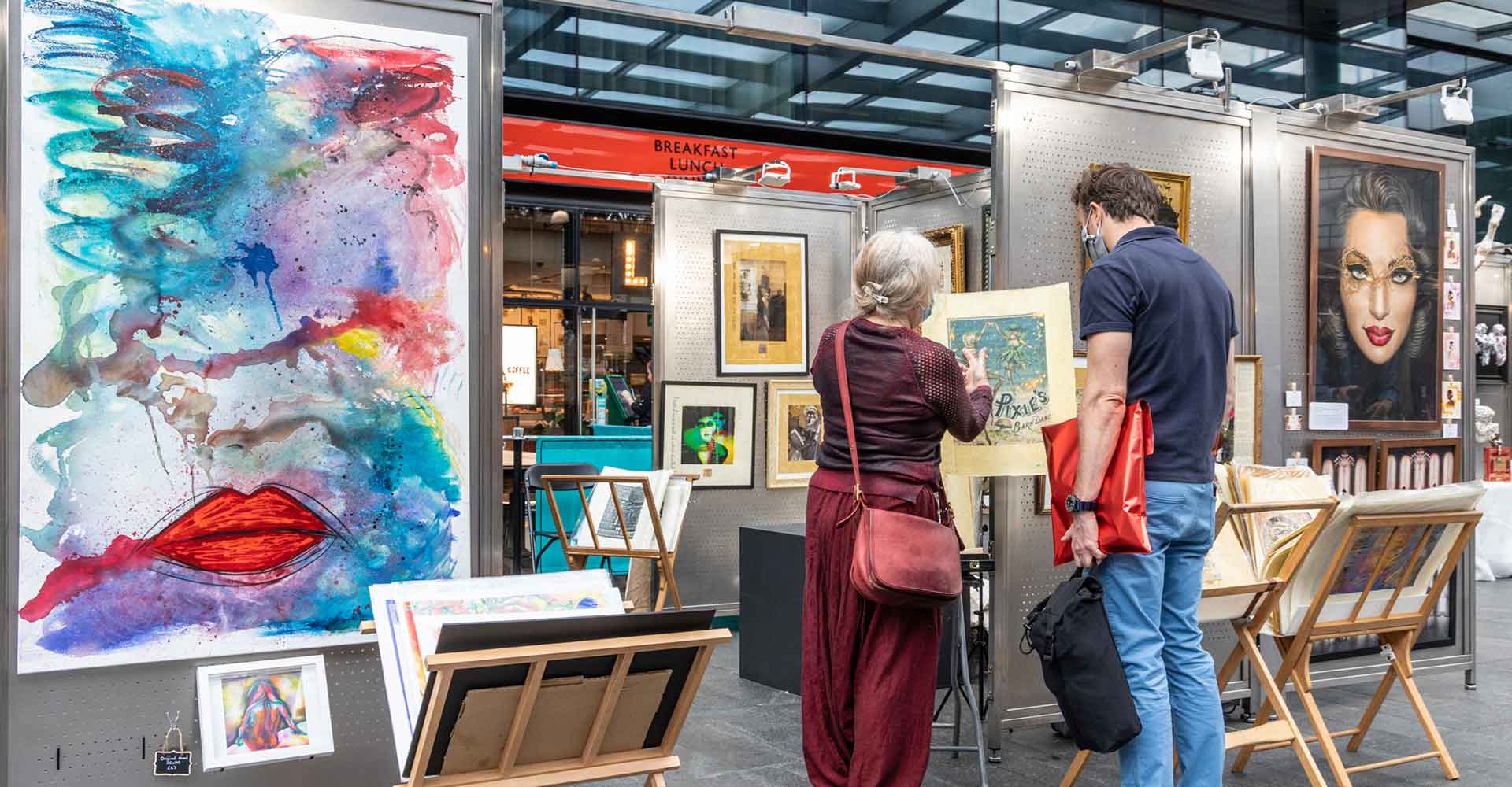 https://www.spitalfields.co.uk/wp-content/uploads/2021/05/spitalfields-arts-market-2021.jpg